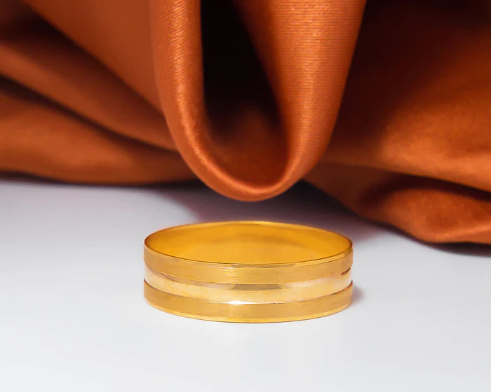 Ford 10Karat Yellow Gold Wedding Band