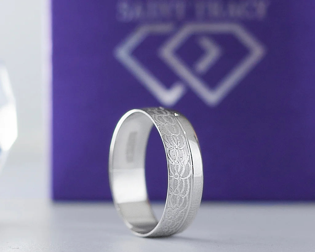 Remy 18Karat White Gold Wedding Band