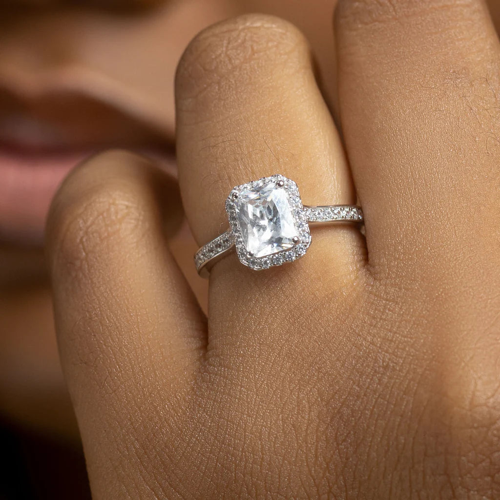 Valerie 18Karat White Gold Engagement Ring
