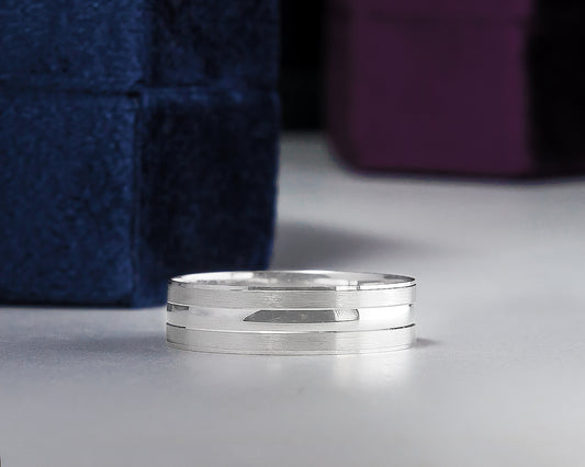 Ford 10Karat White Gold Wedding Band
