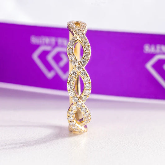 Amber 18Karat Yellow Gold Wedding Band