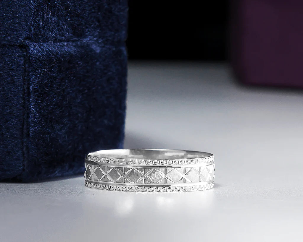 Bentley 10Karat White Gold Wedding Band