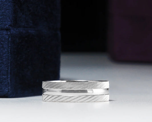 Dallas 10Karat White Gold Wedding Band