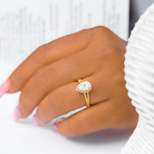 Katrina Pear 10Karat Yellow Gold Engagement Ring