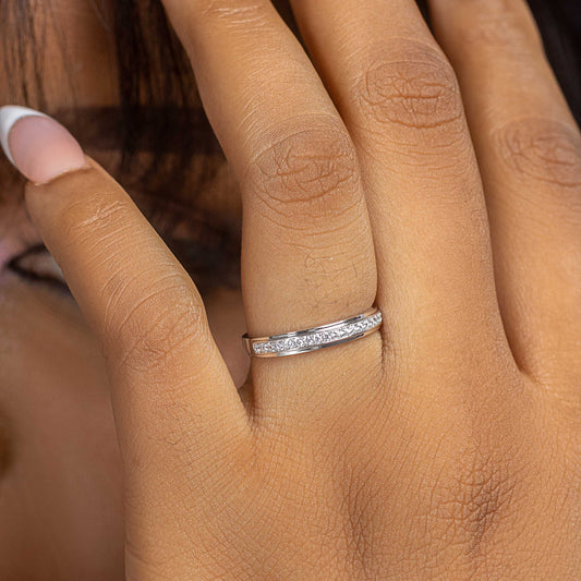 Linda 10Karat White Gold Wedding Band