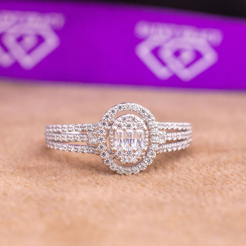 Luisa Oval 18Karat White Gold Engagement Ring