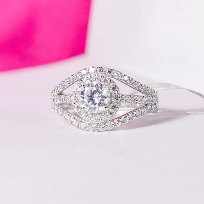 Nimien 18Karat White Gold Engagement Ring